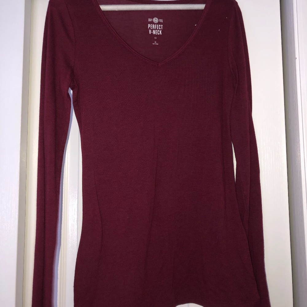 Burgundy V-neck American Eagle